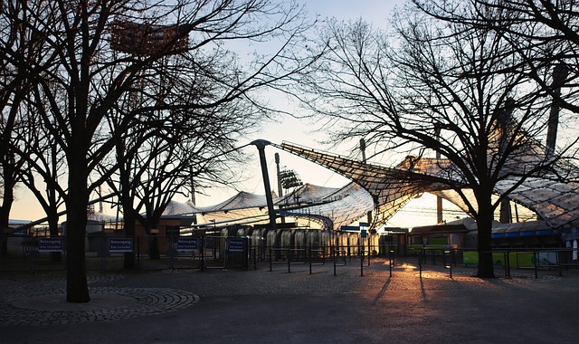 對於參加亞 對於參加亞